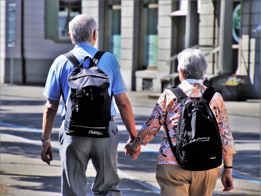 Navigating the Transition from Full-Time Work to Retirement